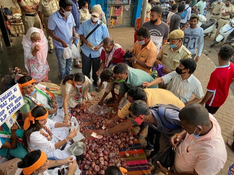 Mahila Congress members sell onions protest against onion inflation 