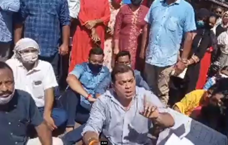 Hundreds march with empty vessels to PWD Porvorim, seven days ultimatum given