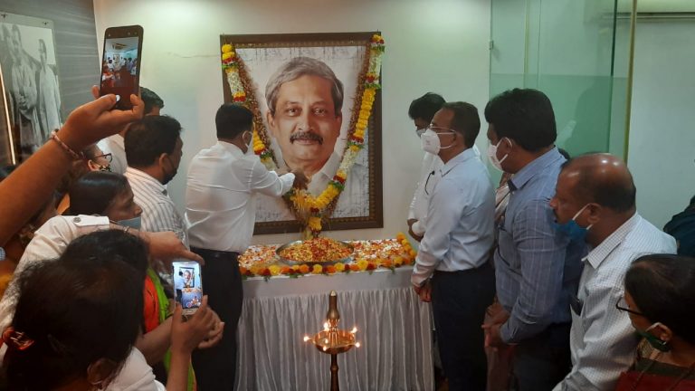 Goa remembers Manohar Parrikar on his birth anniversary