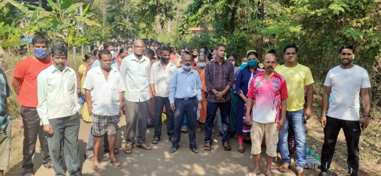 Shel, Melaulim residents threaten to shift their protest at CM residence  By Devendra Gaonkar