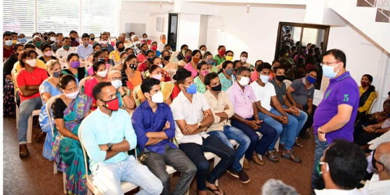 Vishwajit Rane visits, interacts with villagers at North Goa panchayats