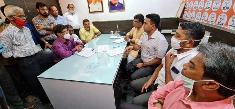 Merchants’ Assn call off strike as CM keeps municipality ordinance in abeyance