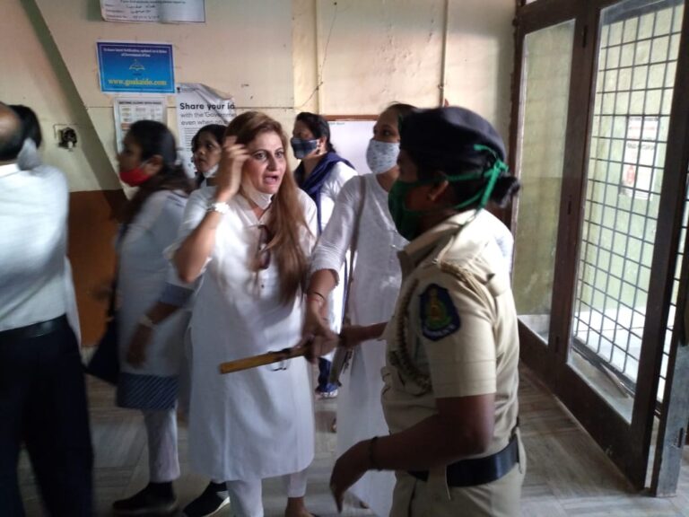 IIT protest: Mahila Congress submits memorandum to Women Commission 
