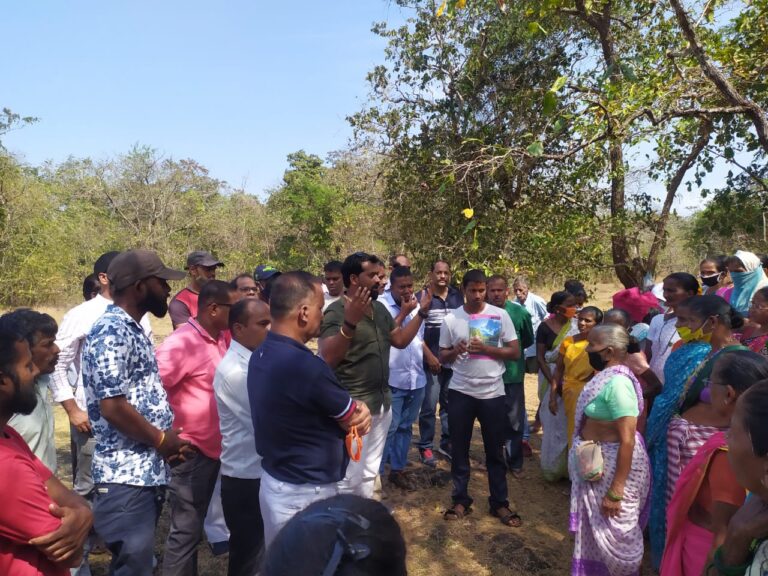 IIT row: Usgao, Nanus, Honda, Morlem villagers join protest By Devendra Gaonkar
