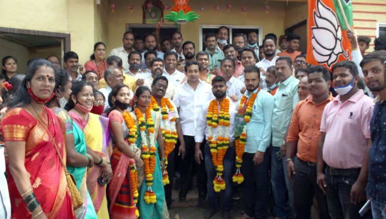 सिंधुदुर्गात राणेंचेचं वर्चस्व, भाजपाकडे 45 ग्रामपंचायती तर सेनेकडे 21 ग्रामपंचायती  राष्ट्रवादीकडे एक ग्रामपंचायत