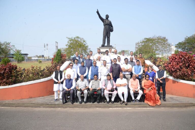 Defence Standing Commitee visits Goa, Karwar Naval units