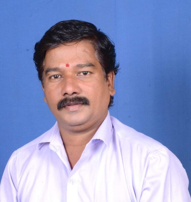 वाळू माफियांकडून मनसे पदाधिकाऱ्यांवर अंगावर ट्रक घालण्याचा प्रकार