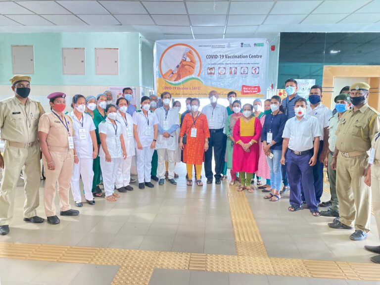 62 healthcare workers vaccinated at Valpoi CHC