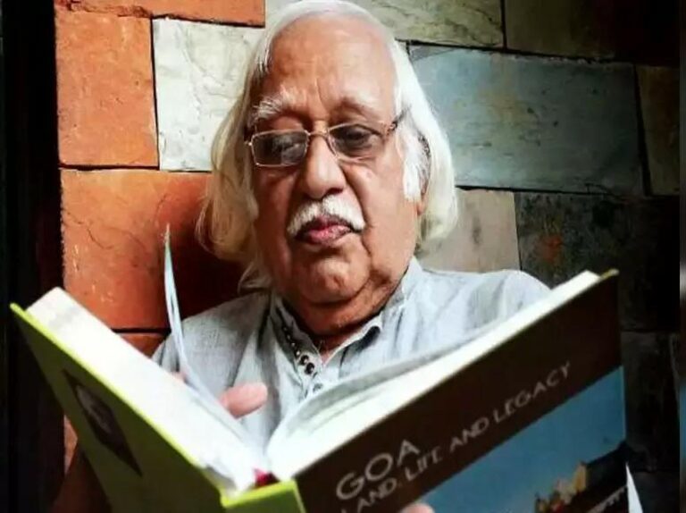 CM, Tanavade congratulates Vinayak Khedhekar for Padma award