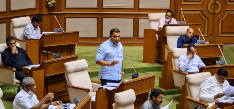 CM assures to solve job issues of Freedom fighters by March 31, Rohan Khaunte raises issue on the floor