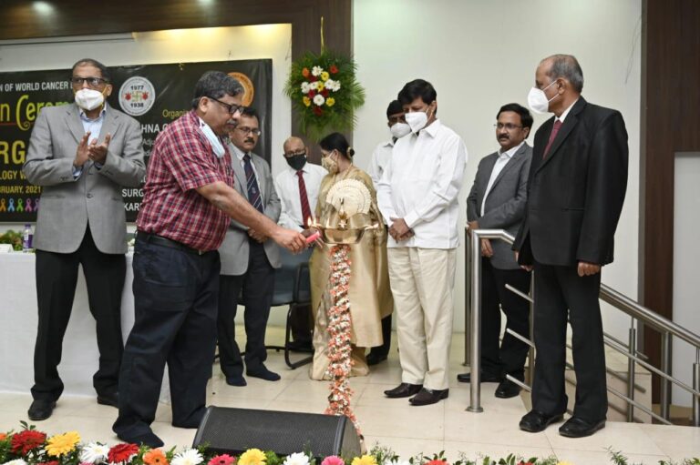 World Cancer Day: Expert oncologists take part in live Cancer operative workshop