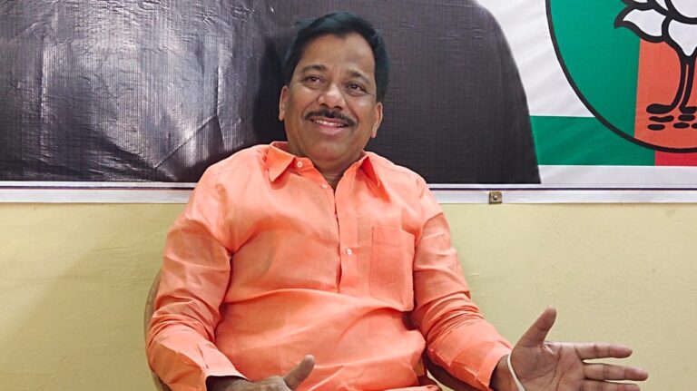 जिल्हा पोलिस दबावाखाली, अनैतिक व अवैध धंद्यांना त्यांचा पाठिंबा  भाजपा जिल्हाध्यक्ष राजन तेली यांचा आरोप