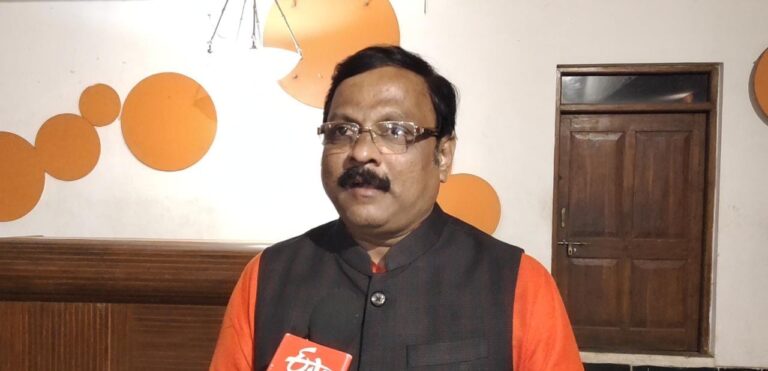 सिंधुदुर्गात गोड्या पाण्यातील मत्स्य क्रांतीतुन आत्मनिर्भरतेची चळवळ  अतुल काळसेकर यांनी दिली अभियानाची माहिती