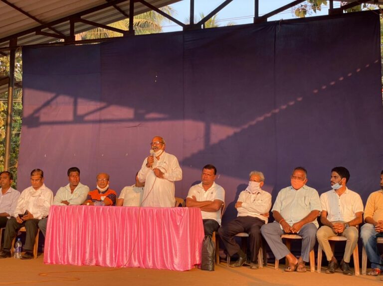 Mining dependents set deadline of March 15 for resumption of industry, threatens to protest outside CM official residence  By Prasenjeet Dhage/Ketan Golatkar