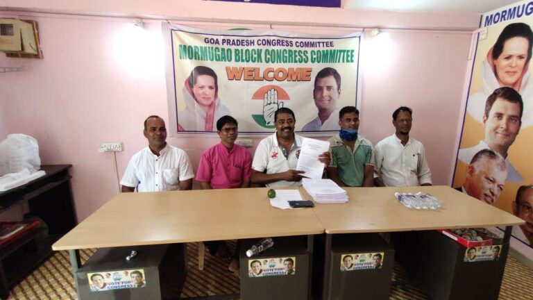With victory of petotioner and High Court setting aside reservations, GPCC Vice President Sankalp Amonkar demands resignation of Urban Development Minister Milind Naik