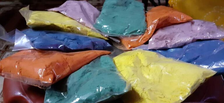 Suryakant Gaonkar and his natural colours for Holi  Devendra Gaonkar     Valpoi