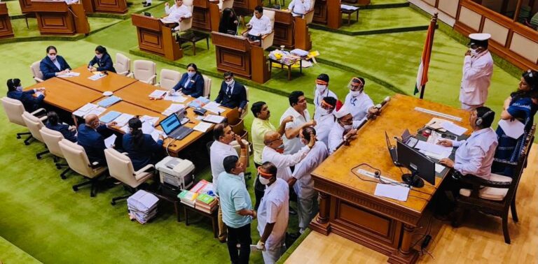BJP Government murdering democracy inside and outside the House—Vijai