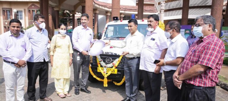 Colorcon Asia donates Ambulance to CHC Bicholim