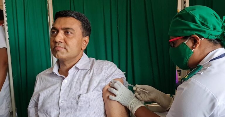 CM Pramod Sawant receives first of COVID vaccine