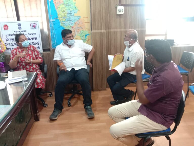 ओरोस जिल्हा रुग्णालयात लवकरच दुसरा ऑक्सिजन प्लांट सुरु होणार आ. वैभव नाईक यांनी ओरोस जिल्हा रुग्णालयात आरोग्य व्यवस्थेचा घेतला आढावा