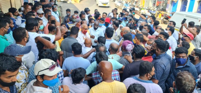 Right to protest a fundamental right’, Digambar Kamat requests Dy Collector to allow taxi operators to protest at Azad Maidan