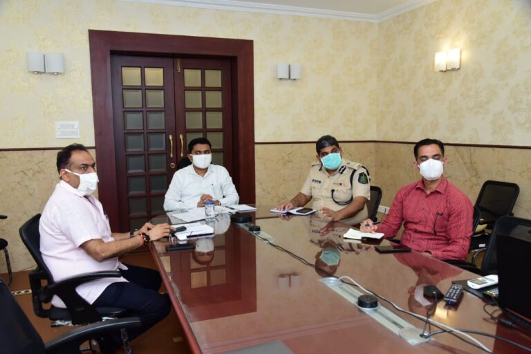 Chief Minister interacts with police force via video conferencing