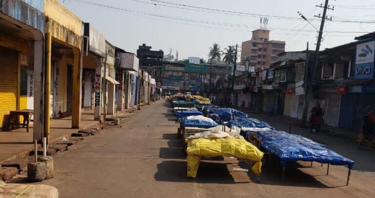 Mapusa Businessmen goes for voluntary lockdown responding to the call by MLA Joshua