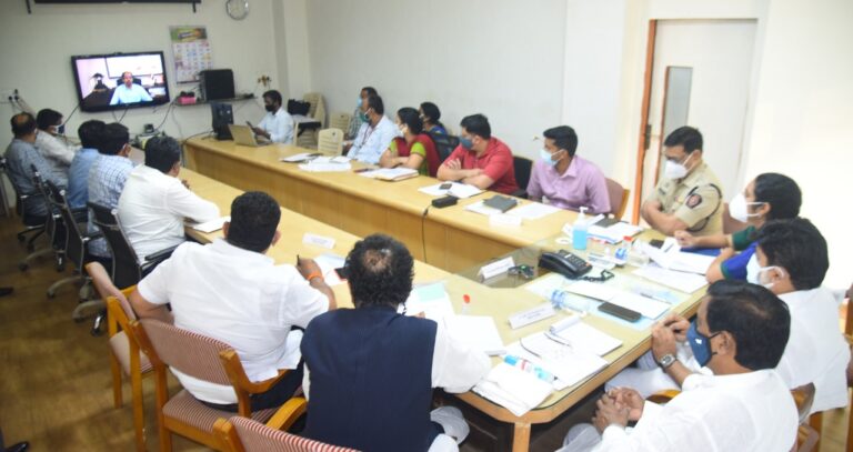 कोरोनाचा लहान मुलांना वाढता धोका लक्षात घेता बालरोग तज्ज्ञांचा टास्कफोर्स तयार करणार – मुख्यमंत्री उद्धव ठाकरे