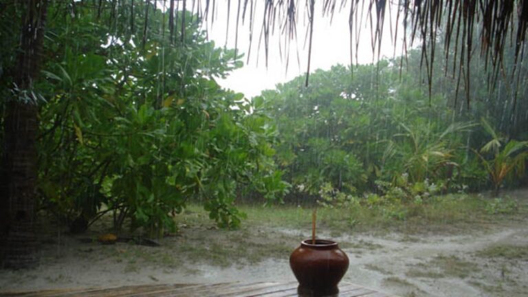 गोवा-सिंधदुर्गच्या काही भागात पावसाला सुरवात, चक्रीवादळामुळे मच्छीमाराना मागे परतण्याचे आवाहन