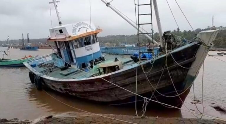 चौदाव्या दिवशी खलाश्याचा मृतदेह वेंगुर्ले समुद्रकिनाऱ्यावर आढळला