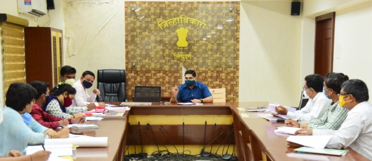 दोन्ही पालक मृत असणाऱ्या बालकांचा परिपूर्ण प्रस्ताव 8 दिवसात पाठवा – अपर जिल्हाधिकारी मंगेश जोशी