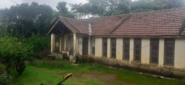 Govt Primary School building at Maloli, Sattari cries for attention  By Devendra Gaonkar
