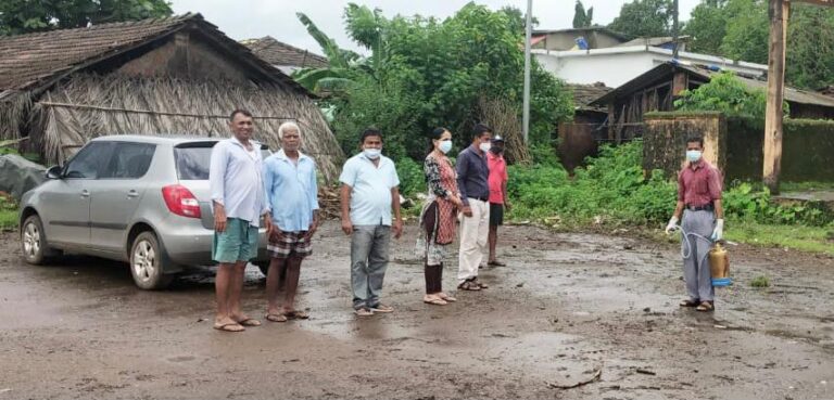 Dr Medha Salkar, staff members visit flood affected area at Sal village in Bicholim