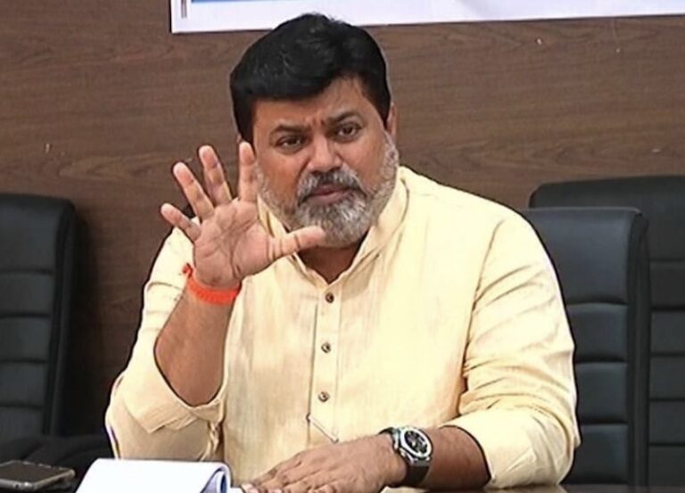 तिलारी कालवा दुरुस्तीसाठी ३५ कोटींचा निधी     जलसंपदा मंत्री जयंत पाटील यांची मंजुरी     पालकमंत्री उदय सामंत यांनी दिली माहिती