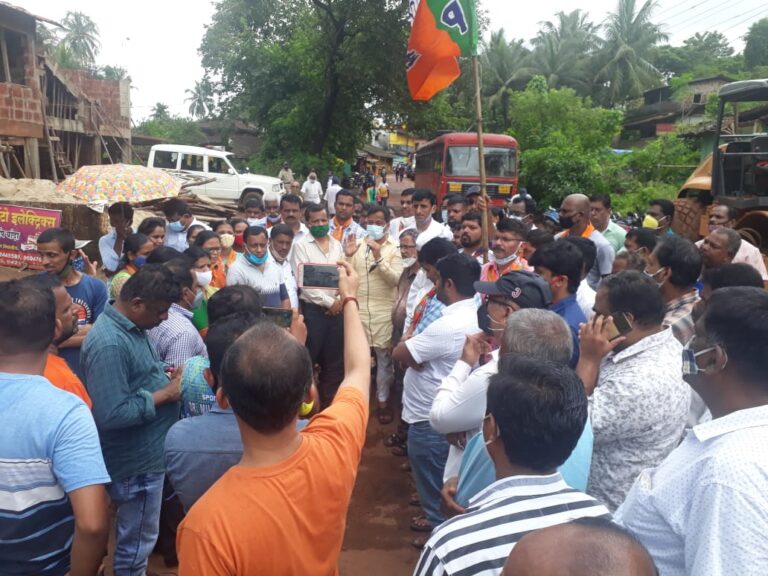 अखेर तीन तासांनंतर भाजपाचे चक्काजाम आंदोलन मागे