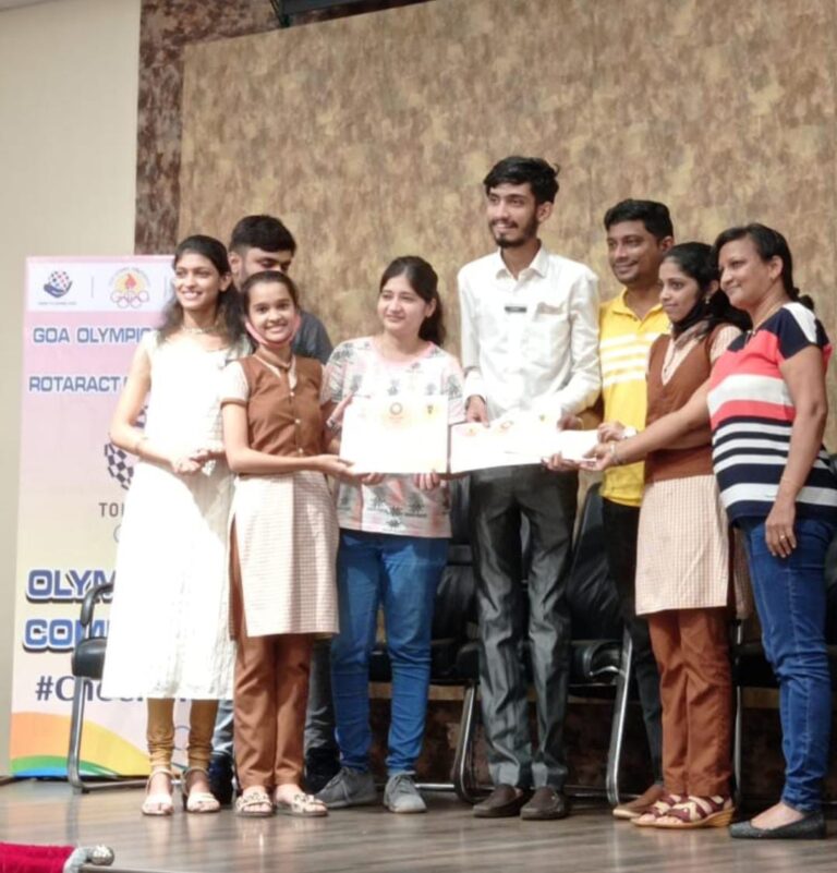 Students of Sankhalim Government Higher Secondary Win Olympics Quiz Competition  Devendra Gaonkar