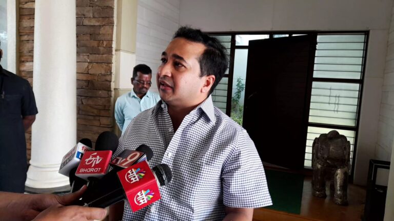 प्रथम मुख्यमंत्र्यांवर देशद्रोहाचा गुन्हा दाखल करा – आमदार नितेश राणे