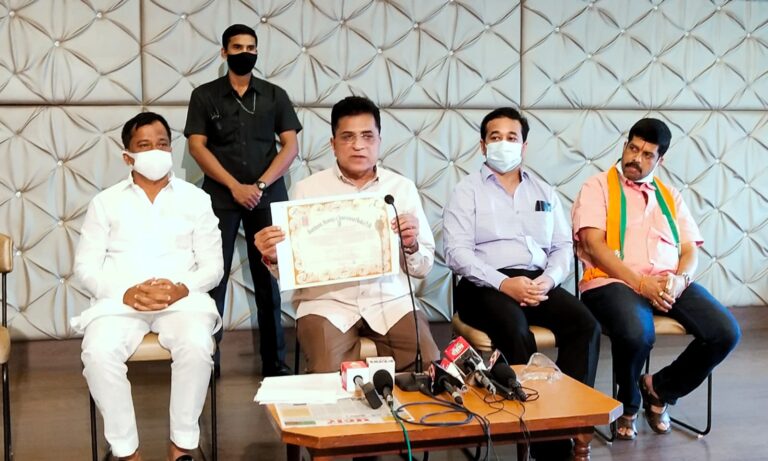 मंत्री अनिल परब यांचा अनधिकृत रिसॉर्ट पाडणारच – भाजप नेते किरीट सोमय्या  सचंयनीच्या गुंतवणूकदारांना १०० दिवसांत न्याय द्या; छोट्या गुंतवणूकदारांना पैसे परत द्यावेत