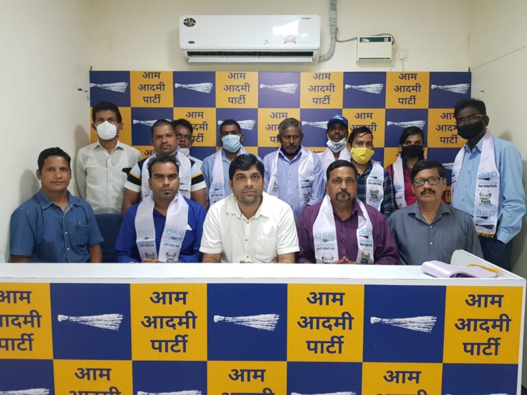 Suhas Naik former MGP candidate from Poriem joins AAP Strengthens Party hold in North Goa