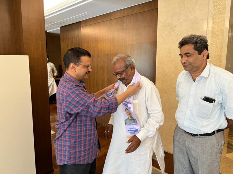 AAP National Convener Arvind Kejriwal strikes chord with Bhandaris