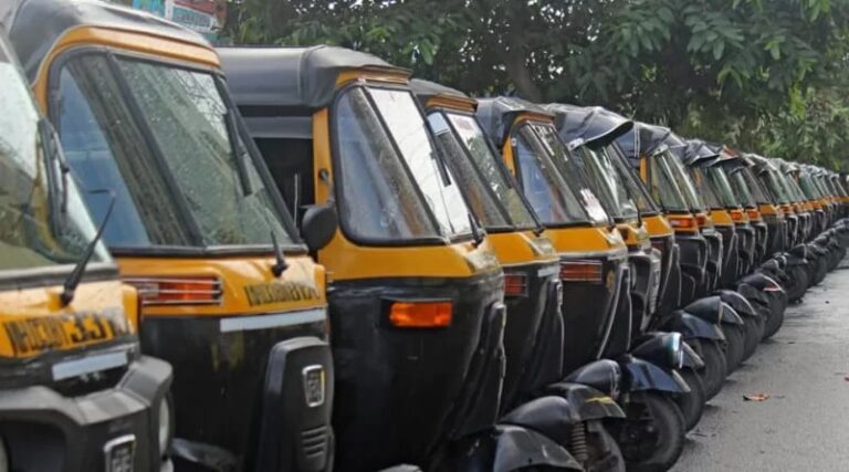 एसटी कर्मचाऱ्यांना पाठिंब्यासाठी 21 नोव्हेंबरला बंद पाळावा  रिक्षा चालक-मालक संघटनेचे आवाहन