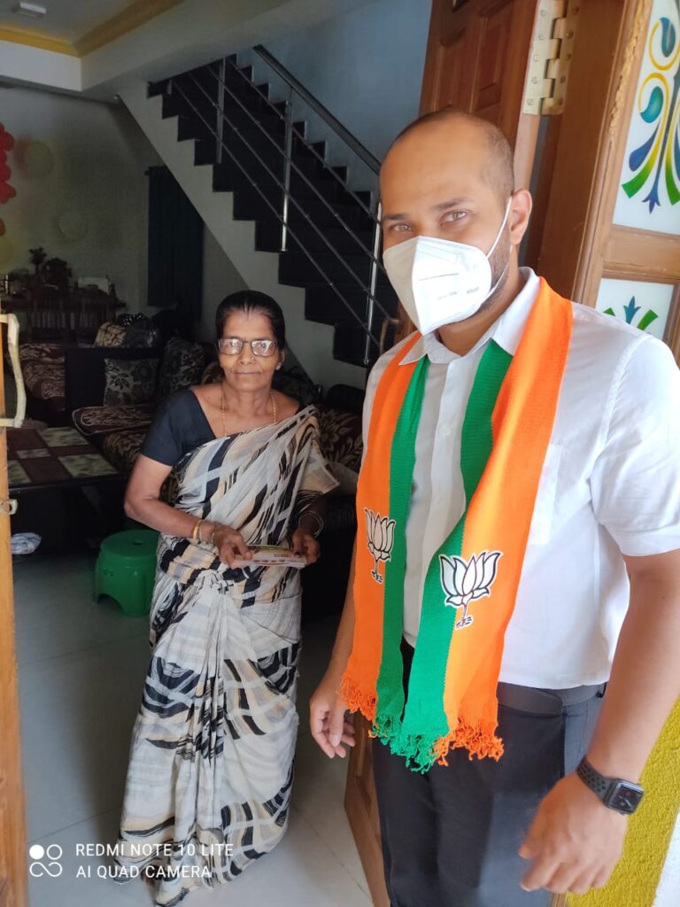 माझ्या पाठीशी मतदारांचा आशीर्वाद  जोसुआ डिसोझा : प्रभाग १६ मध्ये घरोघरी संपर्क मोहीम