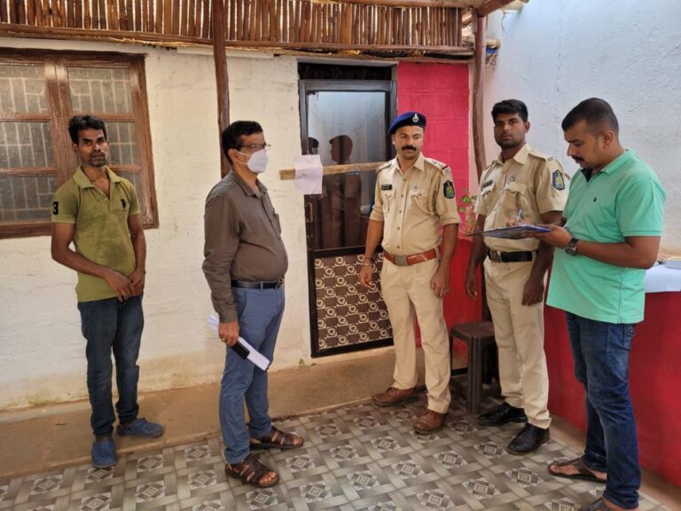 Police seals illegally operating Spa at Anjuna