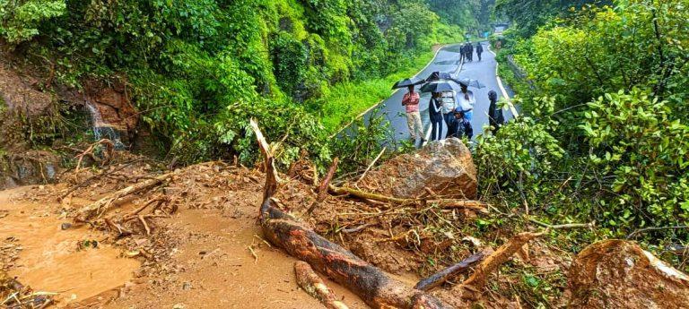 Monsoon lashes Goa, low lying flooded