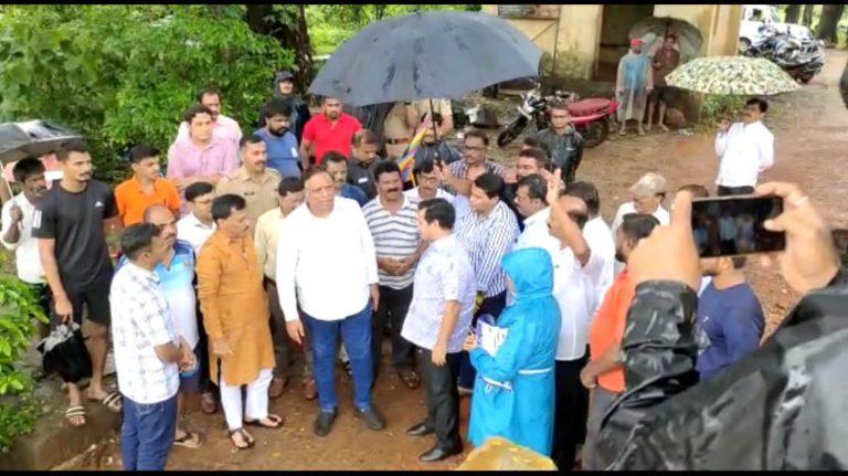 बांद्यातील पूरग्रस्त भागात २४ तास “अलर्ट” रहा  आशिष शेलार आणि नितेश राणेंच्या प्रशासनाला सूचना, पूरस्थितीची पाहणी…