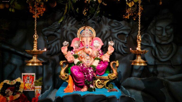 दीर्घ कालाची भक्तीपरंपरा लाभलेला • जुवलिकर नाईक परिवार