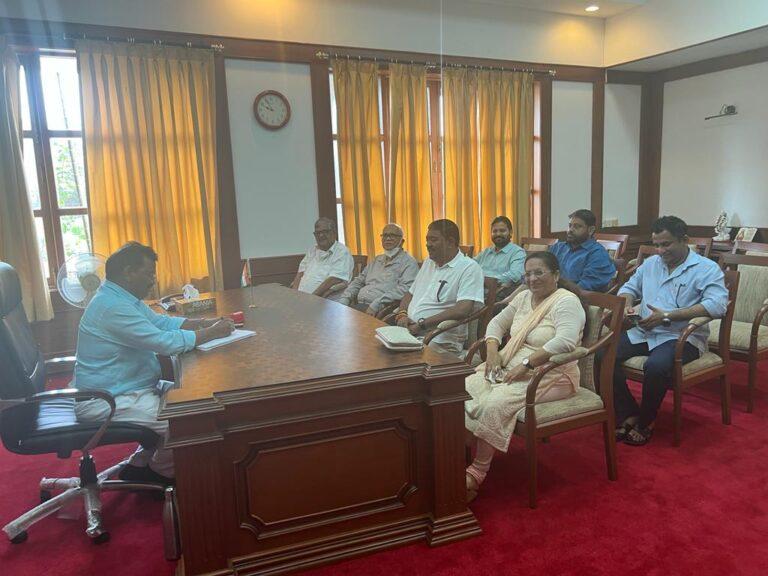 Goa Congress Legislative Party moves resolution to merge in BJP