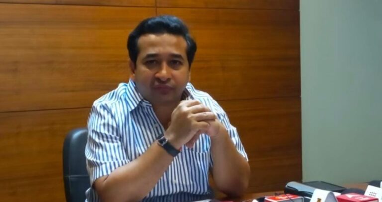 आमदार वैभव नाईक यांच्या एसीबी चौकशी मागे खासदार विनायक राऊत  आमदार नितेश राणे यांचा खळबळजनक आरोप