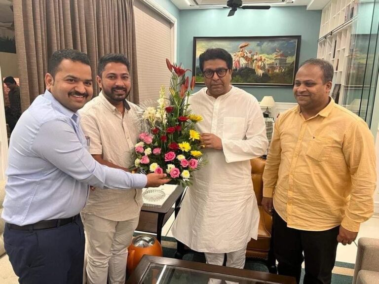 Revolutionary Goans chief Manoj Parab met Raj Thackrey