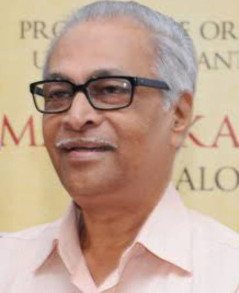 Udai Bhembre gets Chandrakant Keni journalist award